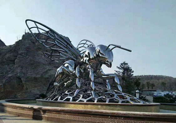 公園不鏽（xiù）鋼雕塑（sù）